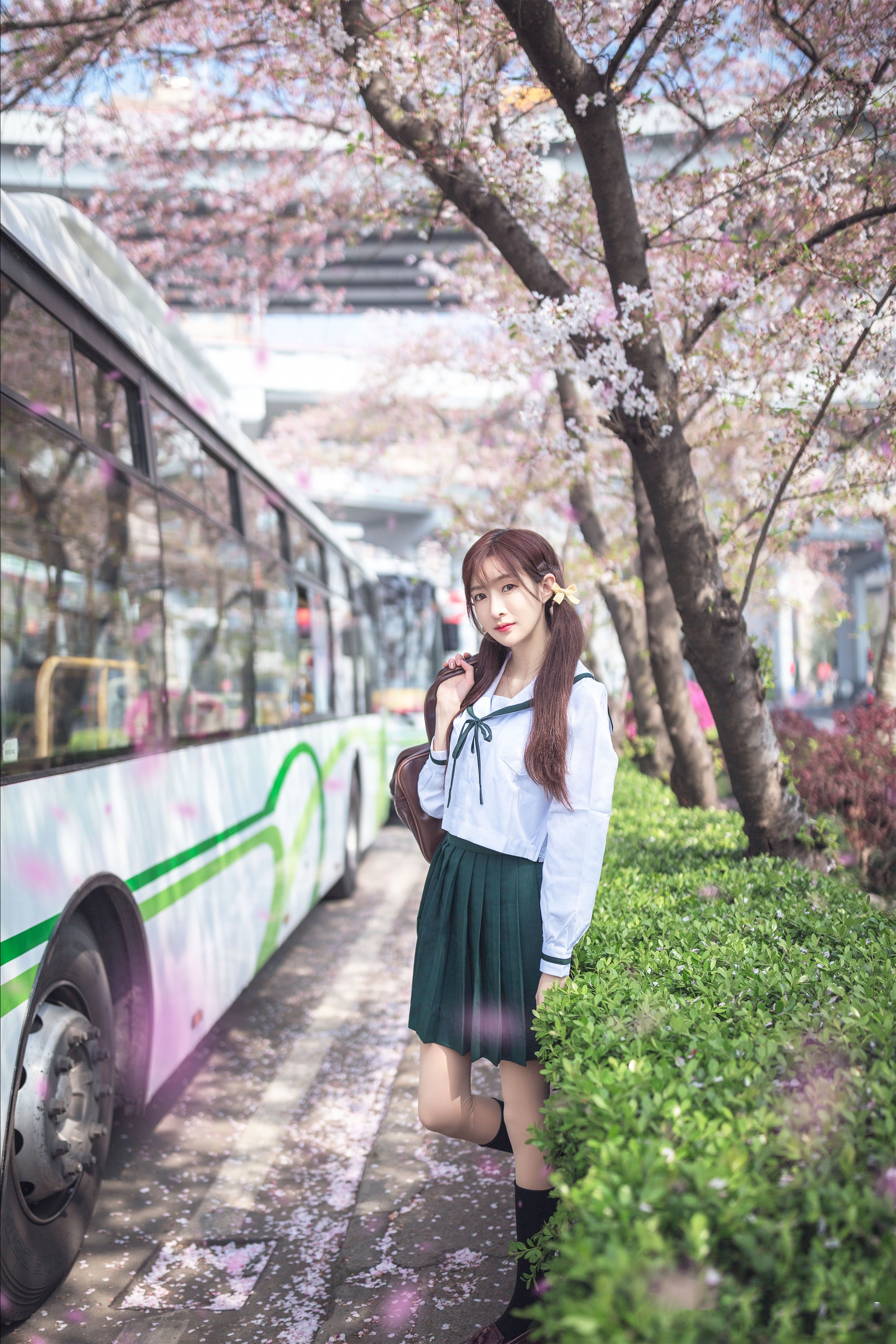 王羽杉 - NO.001 JK樱花[20P]-XikXak